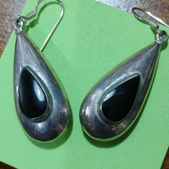 Sterling Puffy Tear Drops with Onyx Earrings Pierced - Picture 1 of 8